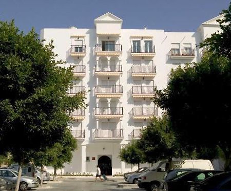 Apartamentos Miguel Angel Estepona Bagian luar foto