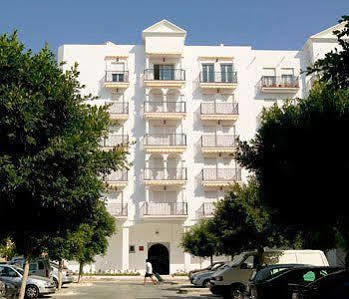 Apartamentos Miguel Angel Estepona Bagian luar foto